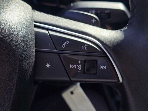 Certified 2025 Audi Q3 2.0T Premium w/ Black Optic Sport Package image 33