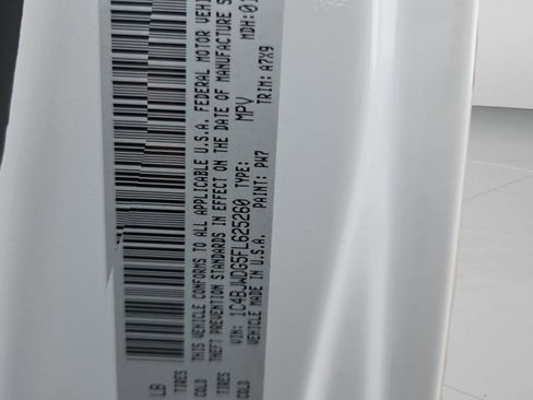 Used 2015 Jeep Wrangler Unlimited Sport image 35