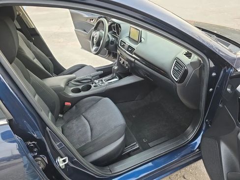 Used 2016 MAZDA MAZDA3 i Sport w/ Preferred Equipment Package image 8