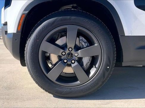 New 2026 Land Rover Defender 110 S image 15