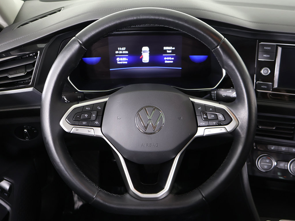 Used 2022 Volkswagen Jetta SE FWD image 40