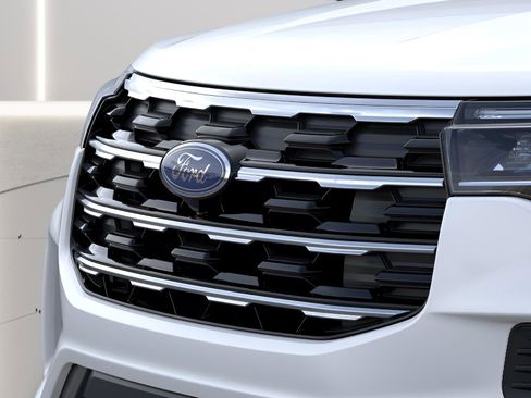 New 2026 Ford Explorer Active image 18