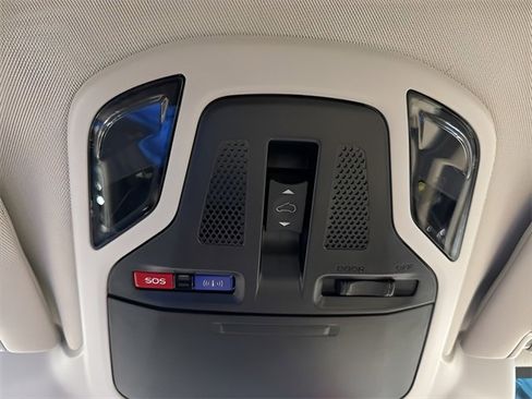 Certified 2022 Subaru Outback Limited image 25