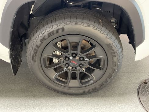 Used 2024 Toyota Tundra SR5 image 6