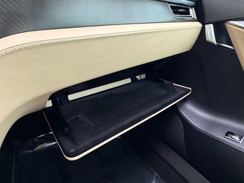 Used 2013 Tesla Model S Performance image 39