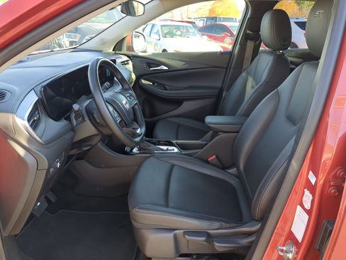 Used 2024 Buick Encore GX Sport Touring image 26