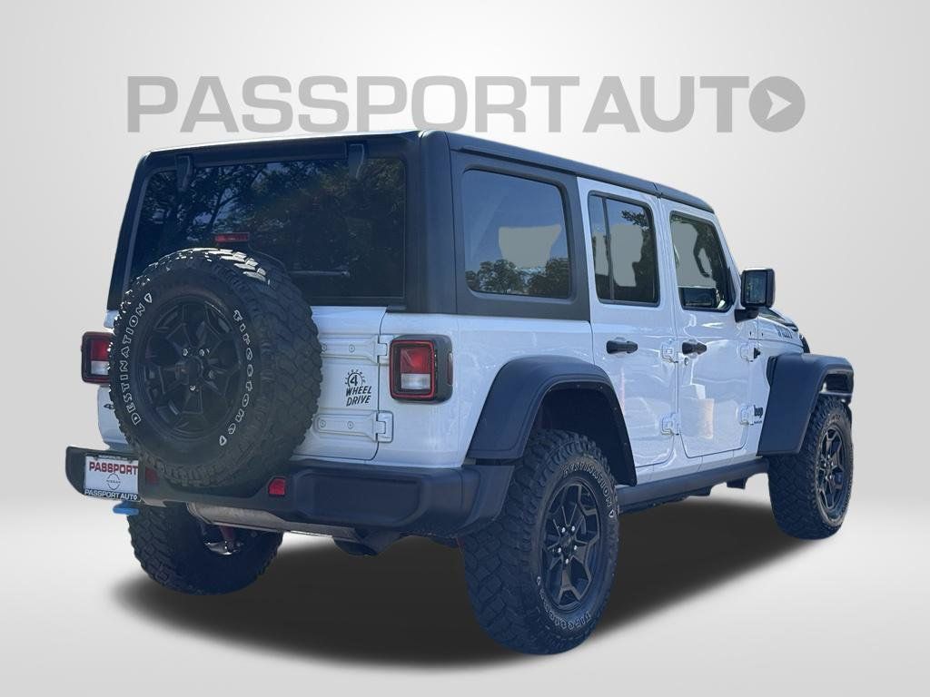 Used 2023 Jeep Wrangler Unlimited w/ Cold Weather Group AWD/4WD image 8