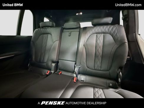 New 2026 BMW X7 xDrive40i w/ M Sport Package AWD/4WD image 13
