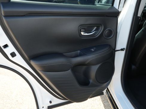 Used 2025 Honda HR-V EX-L image 18