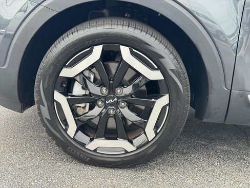 Used 2024 Kia Telluride EX FWD image 9