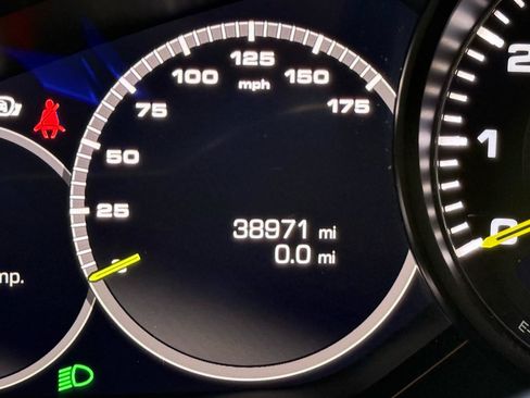 Used 2019 Porsche Cayenne E-Hybrid AWD/4WD image 50