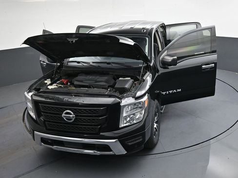 Used 2021 Nissan Titan SV w/ SV Convenience Package image 37