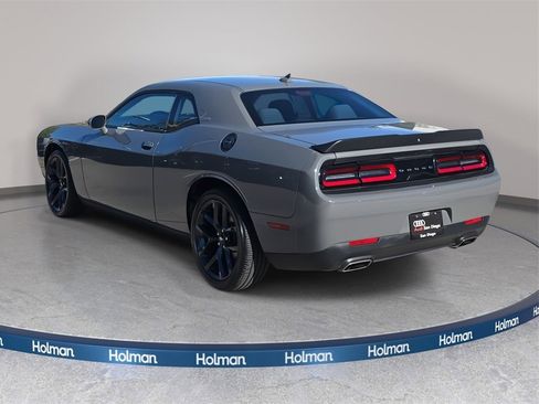 Used 2019 Dodge Challenger SXT w/ Blacktop Package image 6