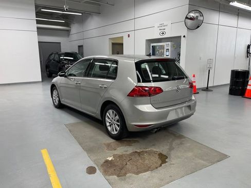 Used 2016 Volkswagen Golf S FWD image 2