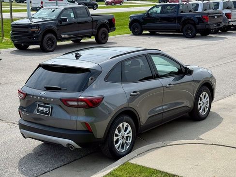 New 2025 Ford Escape Active image 5