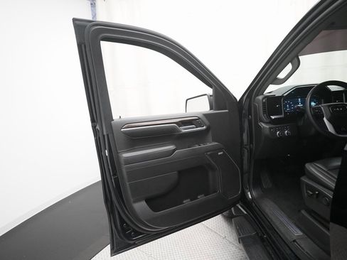 Used 2023 GMC Sierra 1500 Elevation w/ Elevation Premium Package image 27