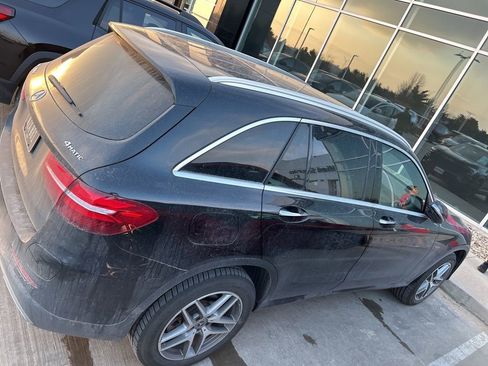 Used 2019 Mercedes-Benz GLC 350e GLC 350e image 3