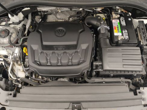 Used 2021 Volkswagen Tiguan SEL FWD image 30