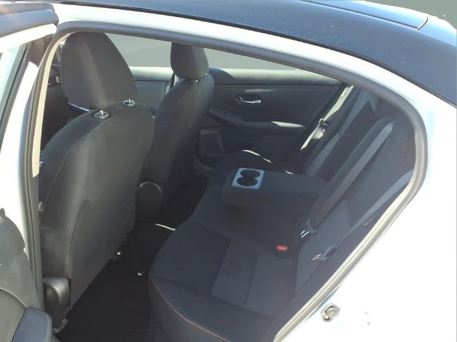 Certified 2025 Nissan Sentra SR FWD image 29