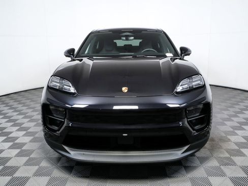 New 2026 Porsche Macan Electric image 22