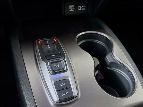 Used 2022 Honda Pilot Black Edition image 18