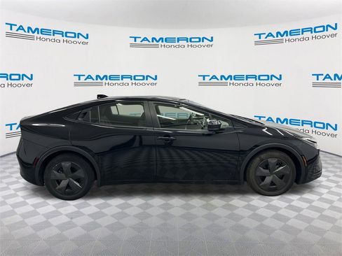 Used 2024 Toyota Prius LE image 6
