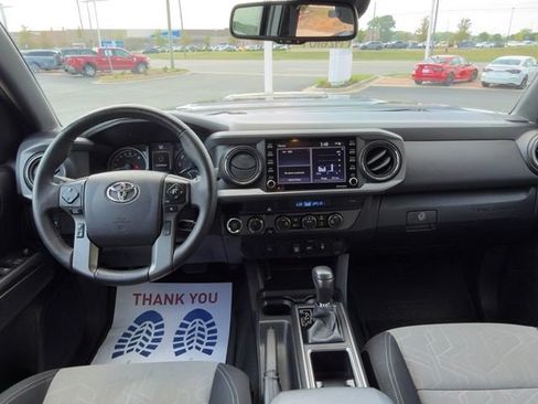 Used 2023 Toyota Tacoma TRD Sport AWD/4WD image 15