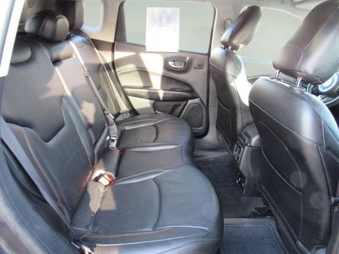 Used 2021 Jeep Compass Limited w/ Sun and Sound Group image 38