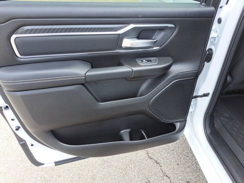 New 2026 RAM 1500 4x4 Crew Cab image 18