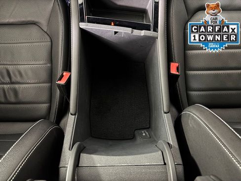 Used 2025 Volkswagen Atlas Cross Sport SEL R-Line image 28