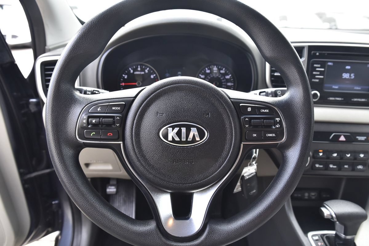 Used 2017 Kia Sportage LX AWD/4WD image 17
