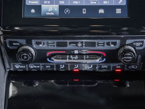 New 2025 Jeep Grand Cherokee 4WD image 22