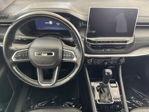 Used 2022 Jeep Compass High Altitude AWD/4WD image 22