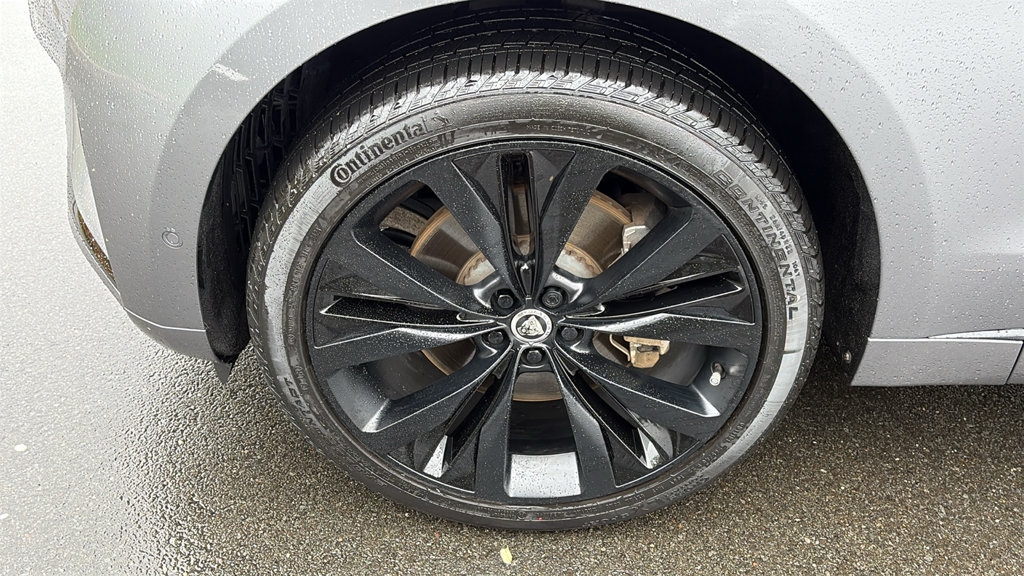 Used 2026 Jaguar F-PACE R-Dynamic S AWD/4WD image 4