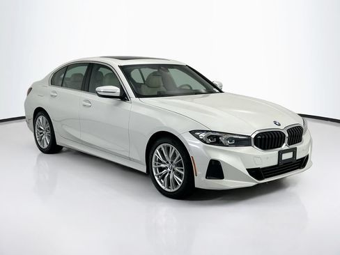 Used 2024 BMW 330i Sedan RWD image 3