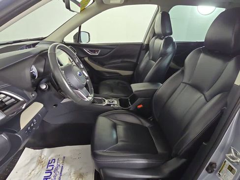 Used 2023 Subaru Forester Limited image 30
