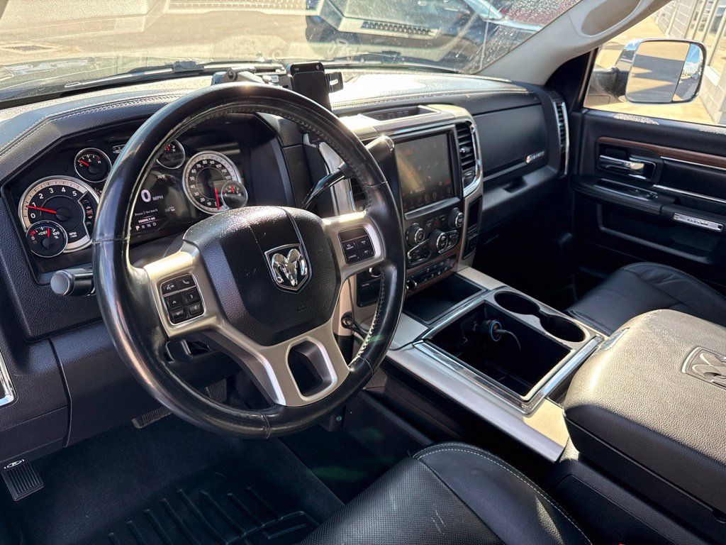 Used 2014 RAM 3500 Laramie AWD/4WD image 2