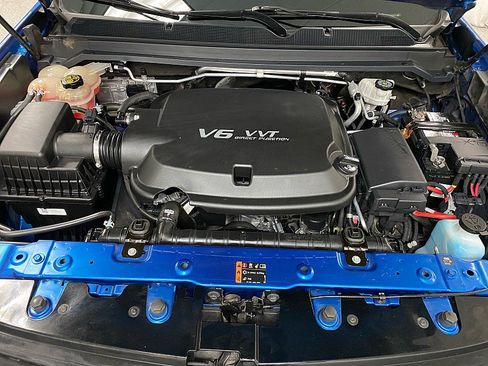 Used 2020 Chevrolet Colorado LT w/ Colorado RST Special Edition image 14