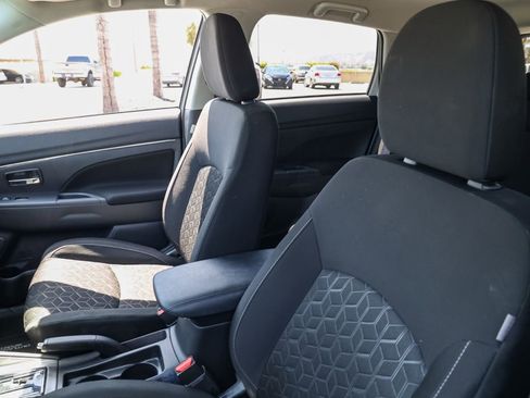 Used 2024 Mitsubishi Outlander Sport ES AWD/4WD image 15