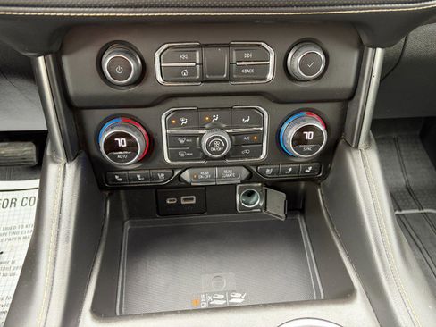 Used 2021 Chevrolet Tahoe Premier image 16