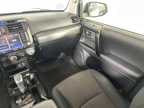 Used 2021 Toyota 4Runner TRD Off-Road image 13