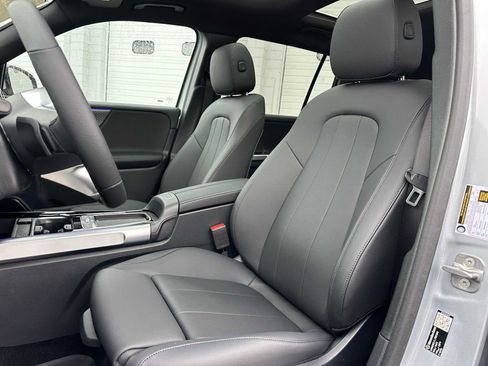 New 2026 Mercedes-Benz GLB 250 4MATIC image 21