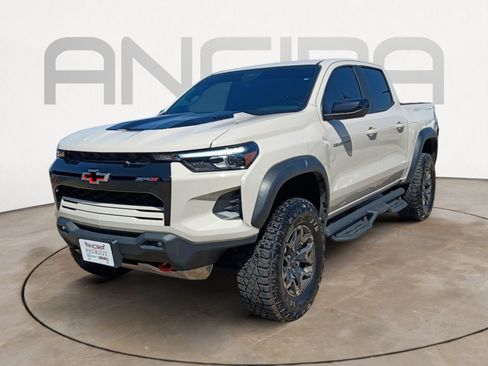 Used 2026 Chevrolet Colorado ZR2 AWD/4WD image 4