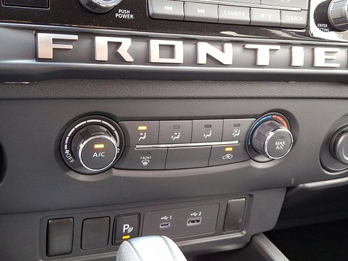 New 2026 Nissan Frontier SV w/ Black Accent Package image 11