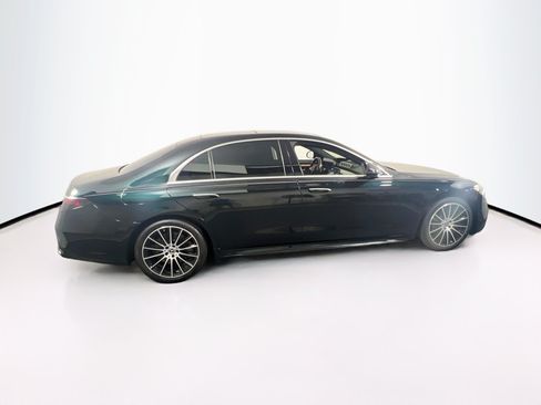 Used 2022 Mercedes-Benz S 500 4MATIC image 4