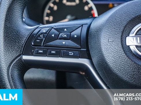 Used 2025 Nissan Altima 2.5 SV FWD image 29