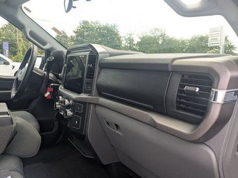 Used 2025 Ford F150 XLT w/ Equipment Group 301A Standard RWD image 34