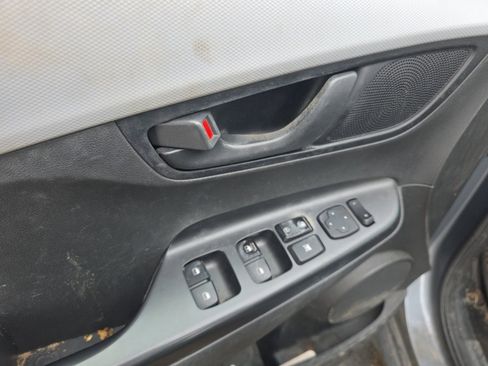 Used 2019 Hyundai Kona SE image 14