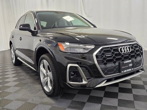 Certified 2025 Audi Q5 2.0T Premium Plus w/ Premium Plus Package image 8