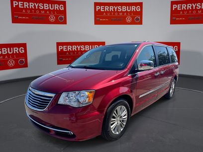Used 2016 Chrysler Town & Country Touring-L
